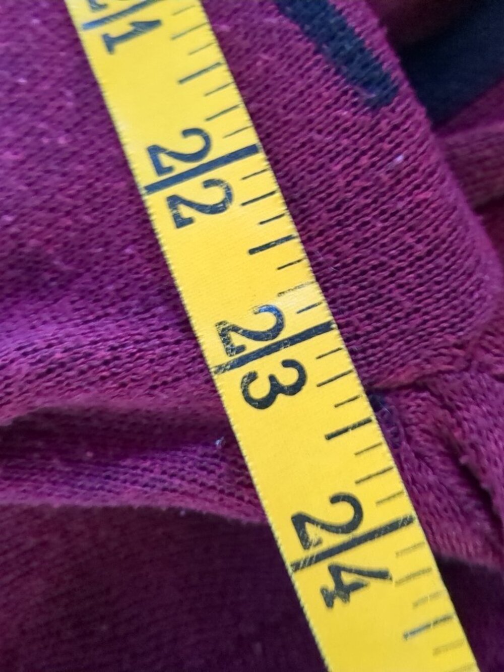 M/L Vintage Red and Black Long Sleeved Cardigan - Picture 7 of 7